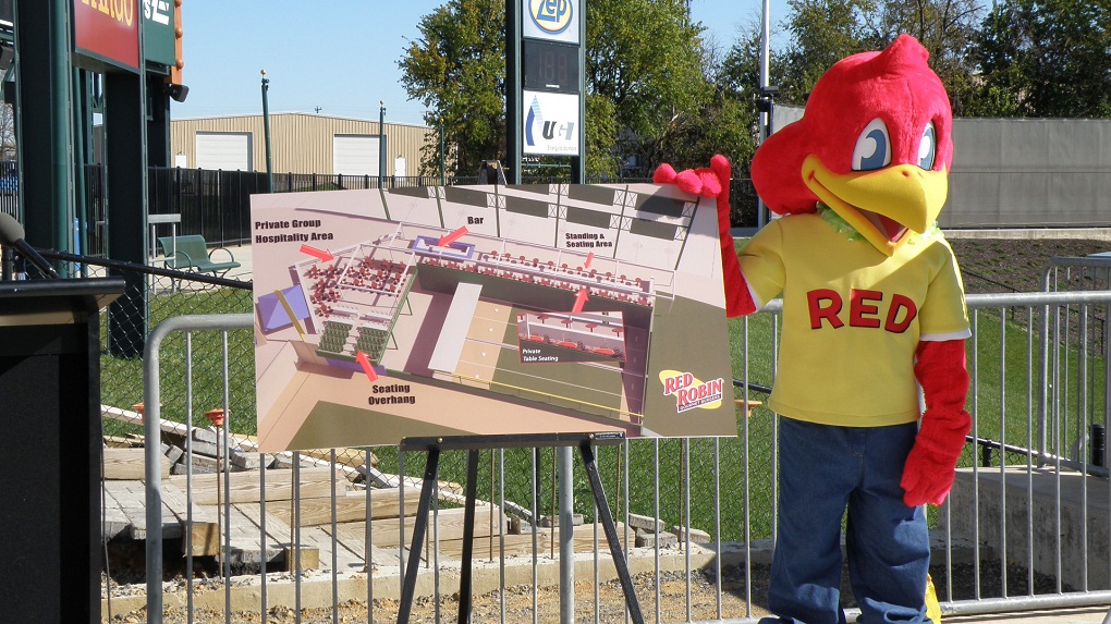 Red Robin Mascot Red Outdoors, Presenting Red Robin Oasis Constructions Plans
